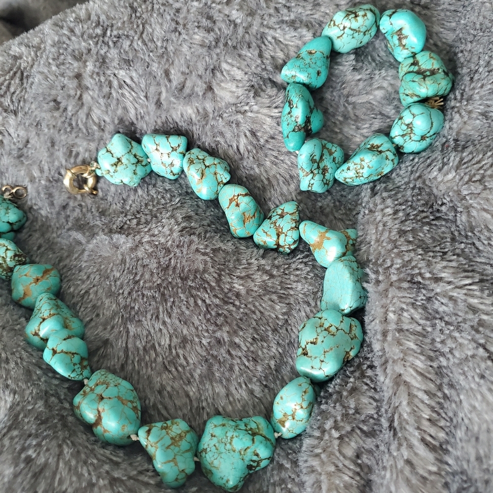 Genuine turquoise necklace & bracelet